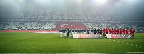 Konya'daki maçta Afrin'deki Mehmetçiklere büyük destek!