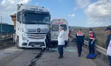 Adana’da TIR ile işçi servis minibüsü çarpıştı: 4 ölü, 6 yaralı