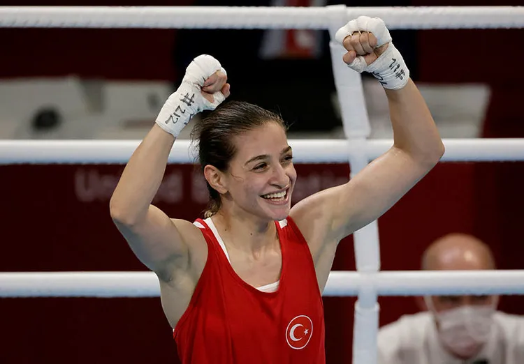 dunya-sampiyonu-buse-naz-cakiroglu-akdeniz-oyunlari-icin-kendinden-emin-1655973995016.jpg