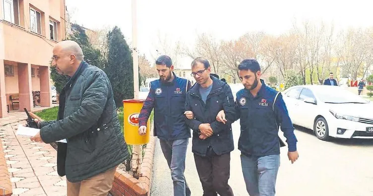 FETÖ hükümlüsü AVM’de yakalandı