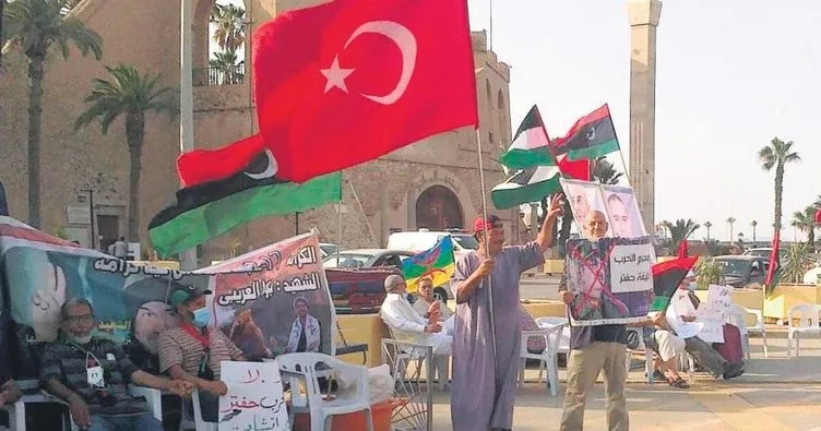 Trablus’ta Türk bayrağına destek gösterisi