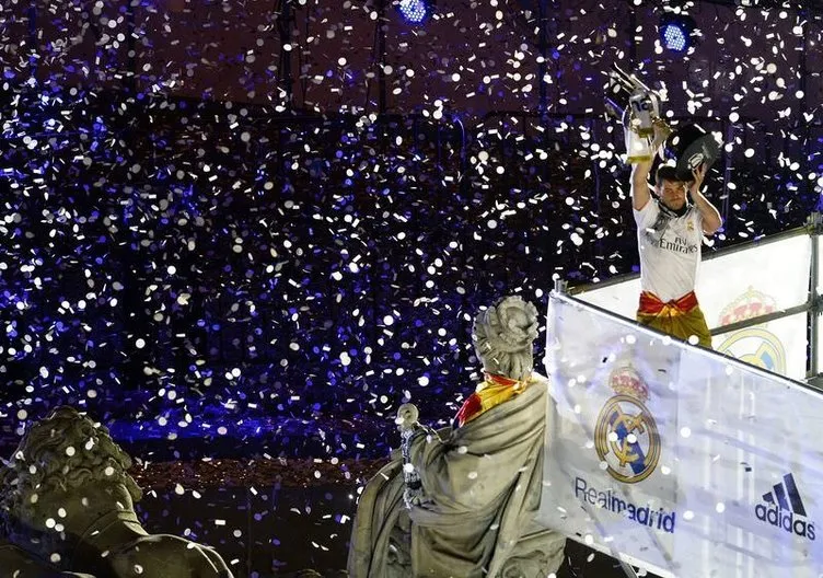 Madrid’de sabaha karşı kupa kutlaması