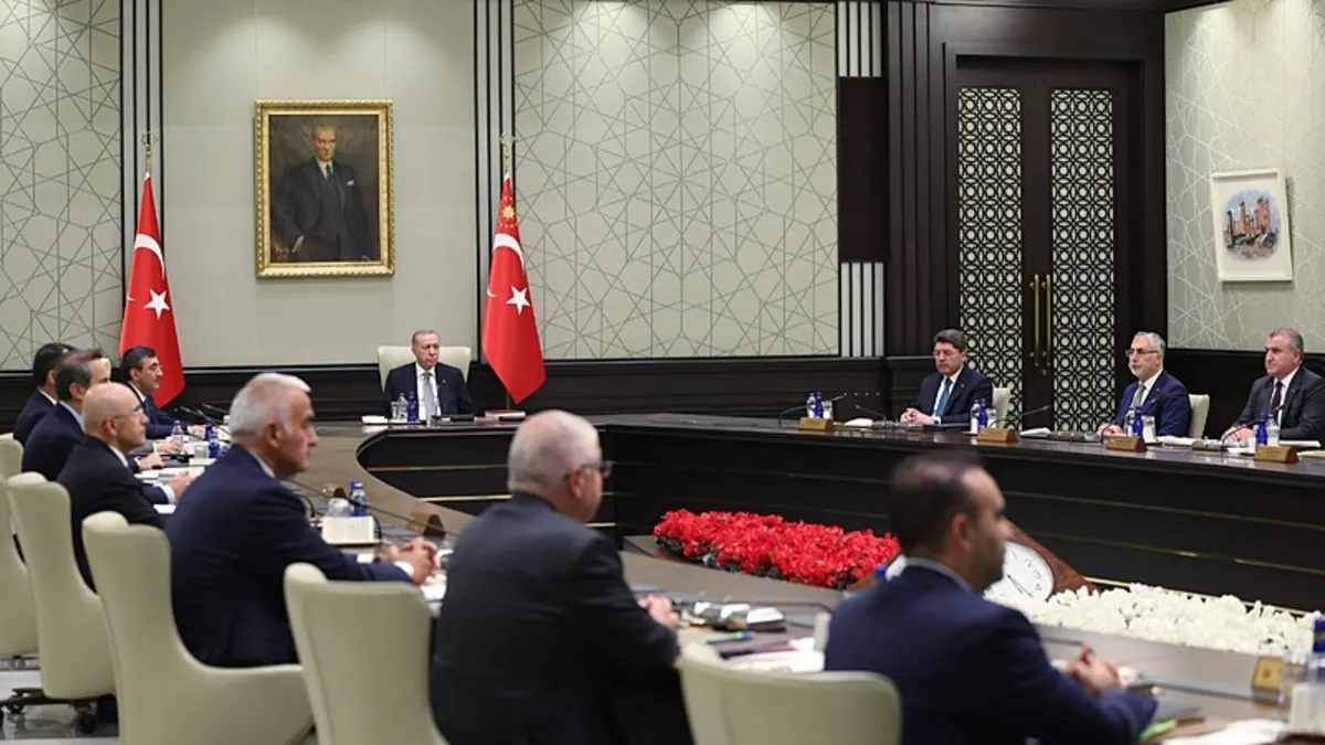 SON DAKİKA... Başkan Recep Tayyip Erdoğan Kabine'yi topluyor: Gündem Terörsüz Türkiye ve İsrail'in Gazze'yi işgal kararı!
