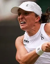 Swiatek, Wimbledon’da yarı finale çıktı!