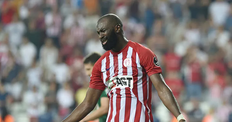 Antalyaspor’da Doukara şoku
