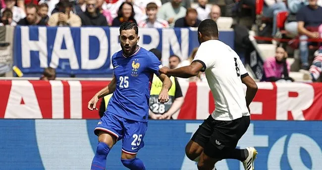 Rayan Cherki adım adım Manchester City’e!