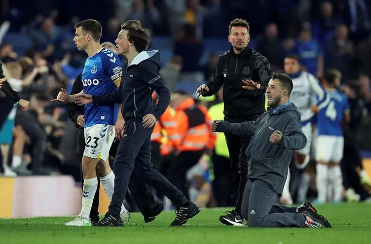 Frank Lampard, Patrick Vieira’yı yıktı! Everton Premier Lig’de kalmayı garantiledi