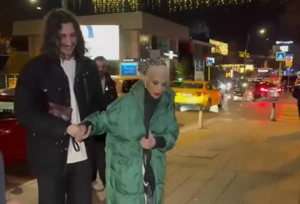 Safiye Soyman’dan yakın dostu Tanyeli’yle duygu dolu paylaşım: Eski günlerimize döneceğiz...