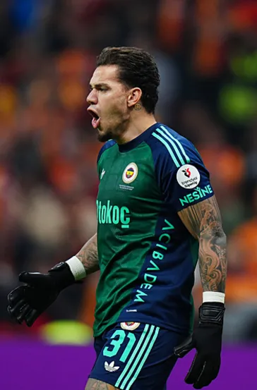 Ederson: Taraftarlarımızdan özür diliyoruz