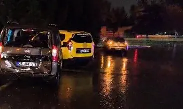 Erzurum'da 8 araç birbirine girdi: Yağışlı hava zincirleme kazaya davetiye çıkardı! #erzurum