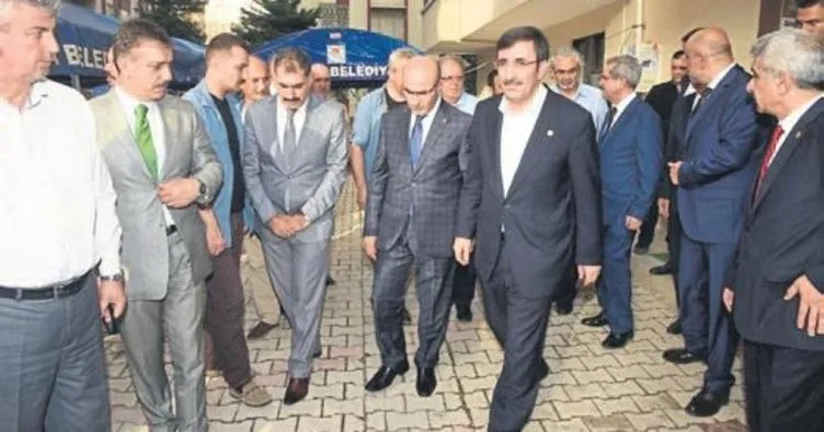 Adana Valisi Demirtaş’tan taziye ziyareti