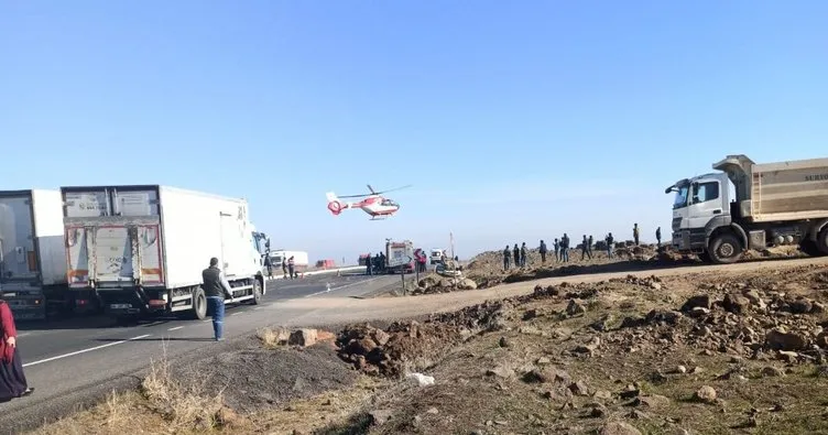 5 kişinin yaralandığı kazaya, ambulans helikopter desteği