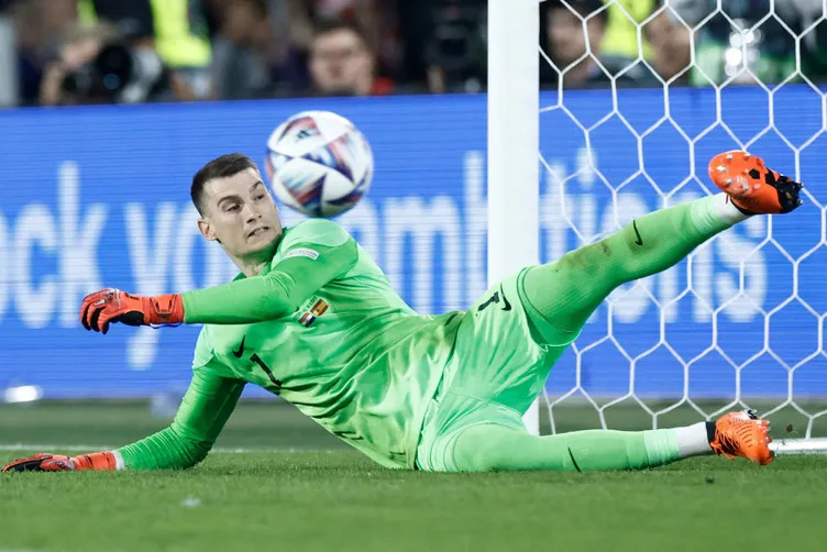 Son dakika Fenerbahçe transfer haberi: Ve anlaşma sağlandı! İşte Altay Bayındır'ın yeni takımı...