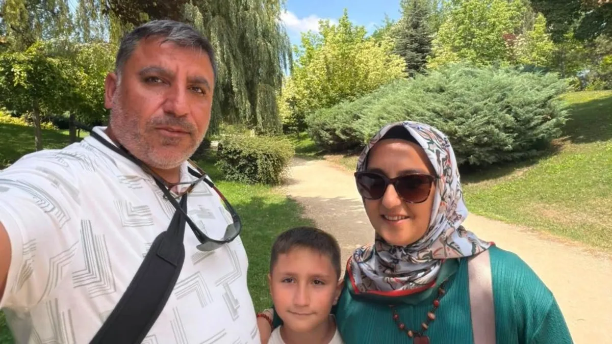 Çanakkale'de böcek ilacı faciası! 9 yaşındaki Yusuf'un ölümünde 2 şüpheli tutuklandı Çanakkale'de böcek ilacı faciası! 9 yaşındaki Yusuf'un ölümünde 2 şüpheli tutuklandı