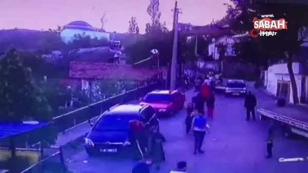 Yaramazlık yaptığı gerekçesiyle 8 yaşındaki çocuğu köpeklerin önüne böyle attı | Video
