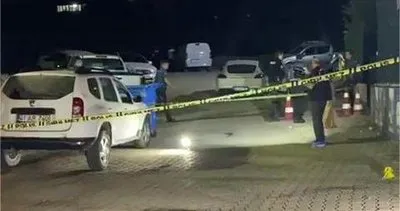 Emniyetten çıktılar, kapısında yine kavga ettiler! 2 kişi vuruldu #kocaeli
