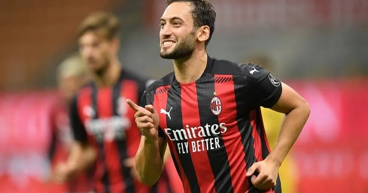 O ses türkiye 2020 yılbaşı özel bölümünde hangi ünlüler konuk olacak? Başarılı futbolcu Hakan Çalhanoğlu kimdir? O Ses Türkiye Yılbaşı Özel