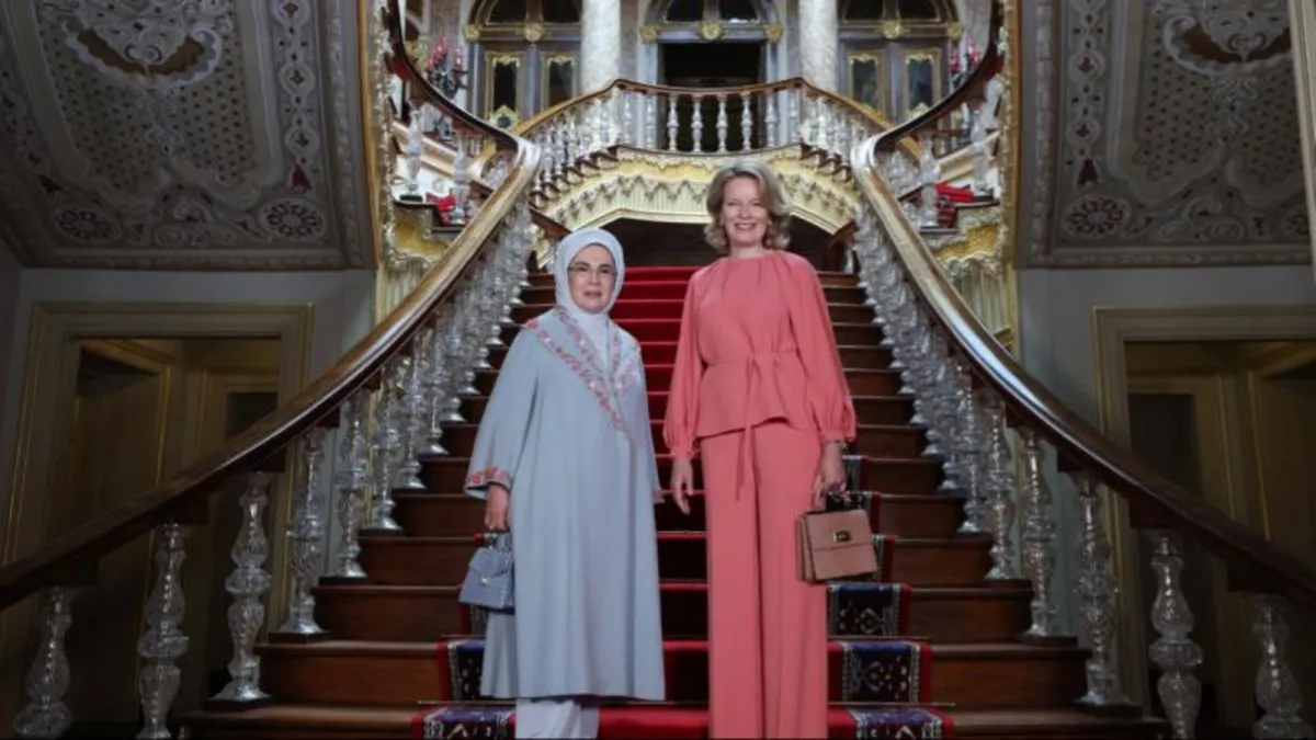 Emine Erdoğan Belçika Kraliçesi ile İstanbul’da görüştü Emine Erdoğan Belçika Kraliçesi ile İstanbul’da görüştü