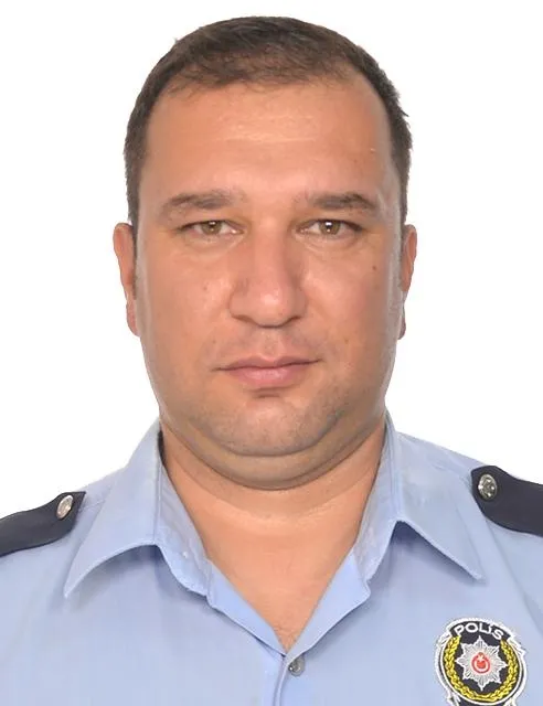 dur-ihtarina-uymayip-carpmislardi-polis-memuru-sehit-oldu-1677860103828.jpeg
