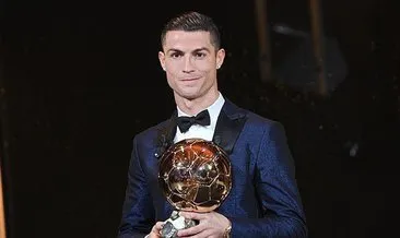 Cristiano Ronaldo’un 5 Ballon d’Or ödülünden biri satıldı