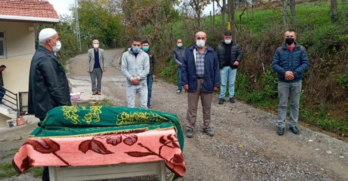 yanginda olen 2 yasindaki esila