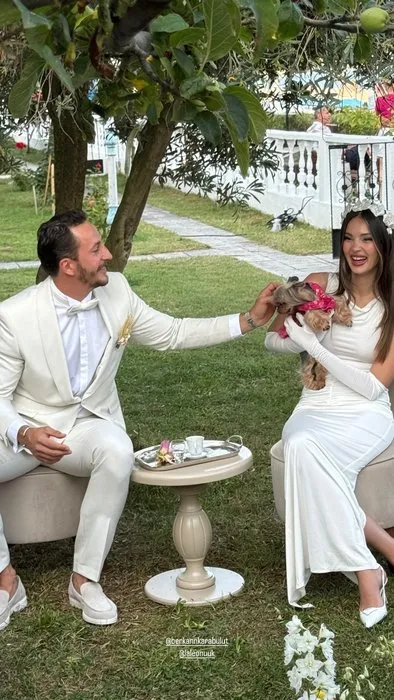 Survivor Berkan Karabulut ve Lale Onuk evlendi! Lale Onuk’un gelinliği hayran bıraktı