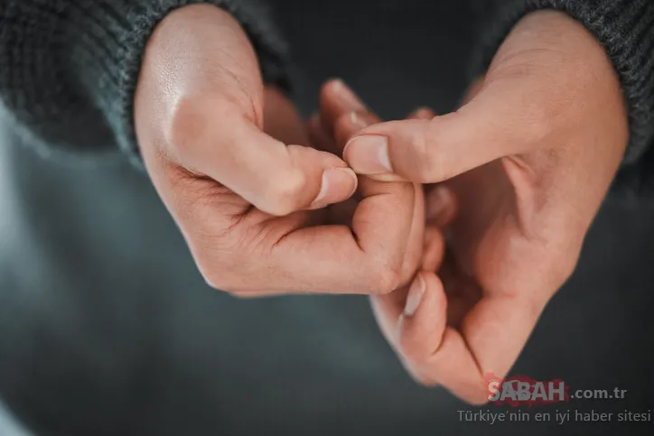 Bilim insanları açıkladı: Tırnaklardaki bu değişim kanserin gizli işaretiymiş!