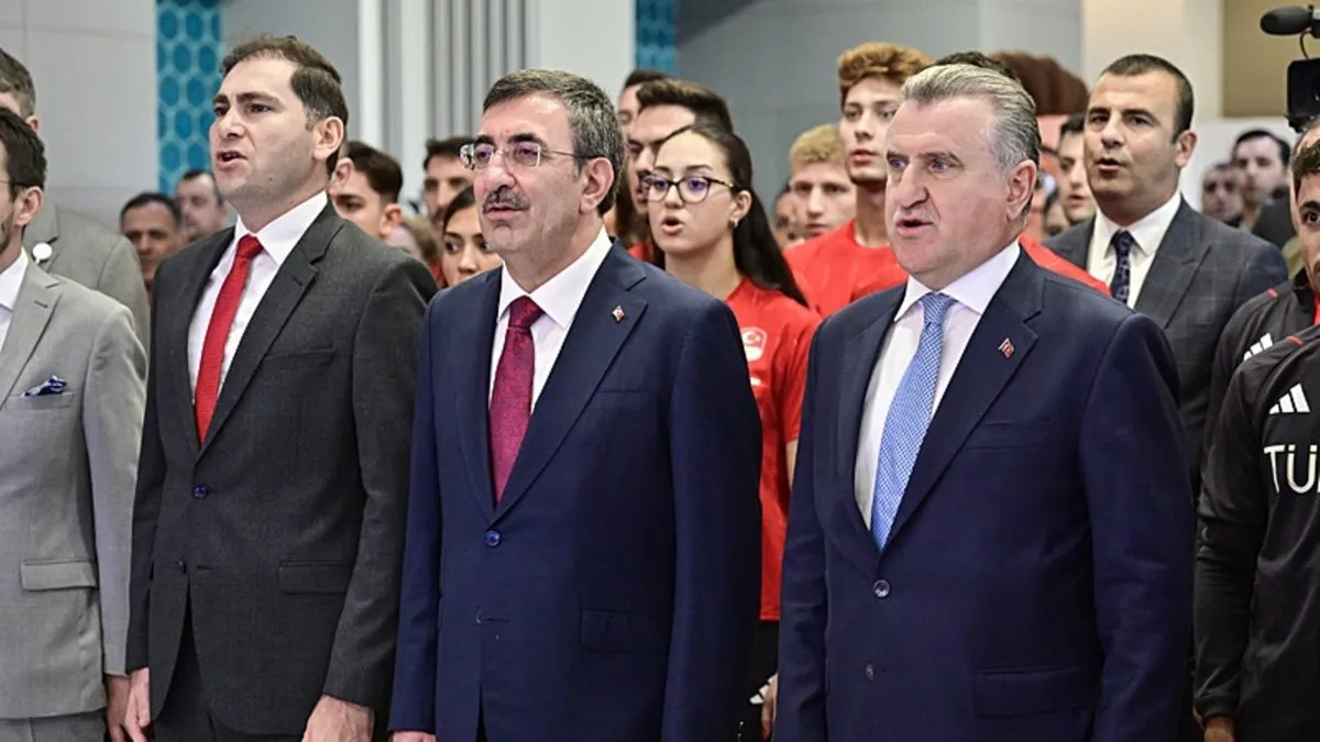Paris 2024 Yaz Olimpiyatları'na giden sporcularımız uğurlandı