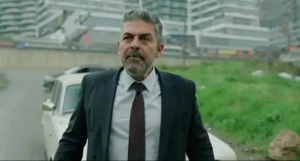 uluslararasi-sahnede-ingilizce-sov-abinin-yildizi-sinan-tuzcu-performansiyla-hayran-birakti-1791290287388.jpeg