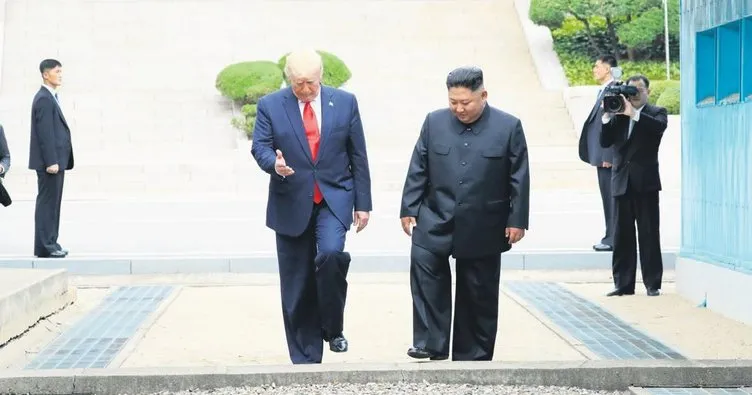 Kuzey Kore’ye adım atan ilk ABD lideri oldu