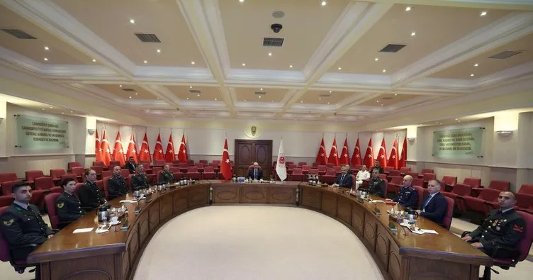 Milli Savunma Bakanı Güler, Kara Kuvvetleri Komutanı Orgeneral Bayraktaroğlu’nu kabul etti
