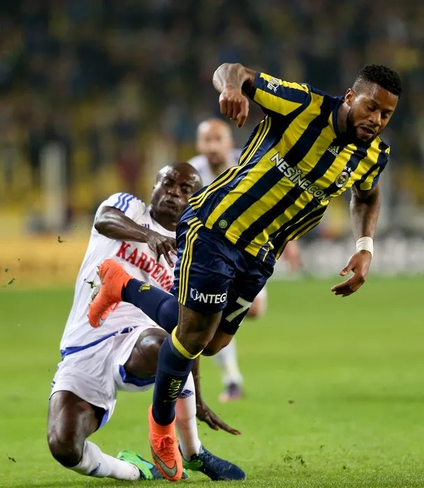 Akhisar Belediyespor - Fenerbahçe maçından kareler