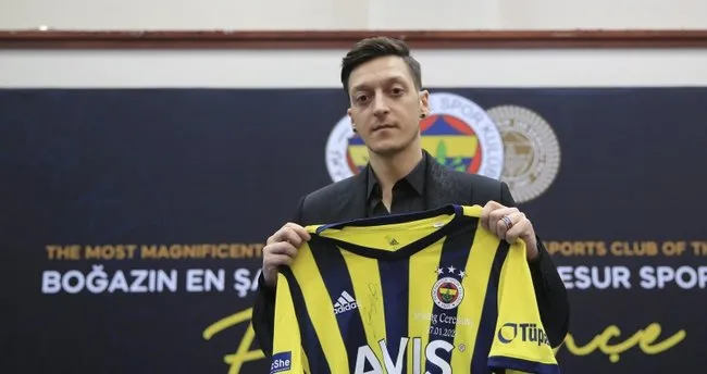 Fenerbahçe teknik direktörünü Mesut Özil'le ikna edecek