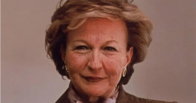 kaybetti suna kirac kimdir