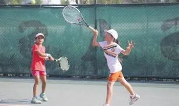 Tenis tutkunları Bursa’da buluşuyor