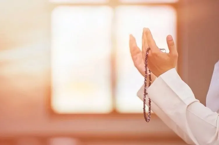 MİRAÇ KANDİLİ İBADETLERİ, TESBİHLERİ VE ZİKİRLERİ: Miraç Kandili gecesinde yapılacak ibadetler neler, hangi dualar okunur?