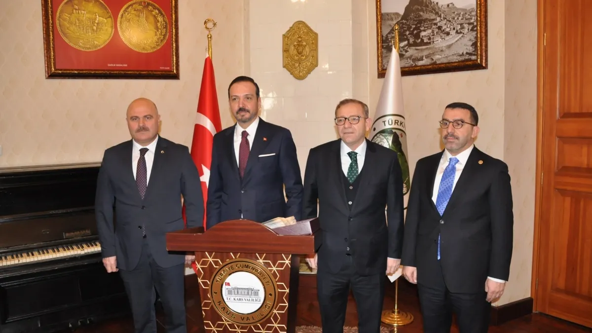 Kürşad Zorlu: “Türk devletlerini bir araya getirmek için koşturuyoruz, çalışıyoruz” Kürşad Zorlu: “Türk devletlerini bir araya getirmek için koşturuyoruz, çalışıyoruz”