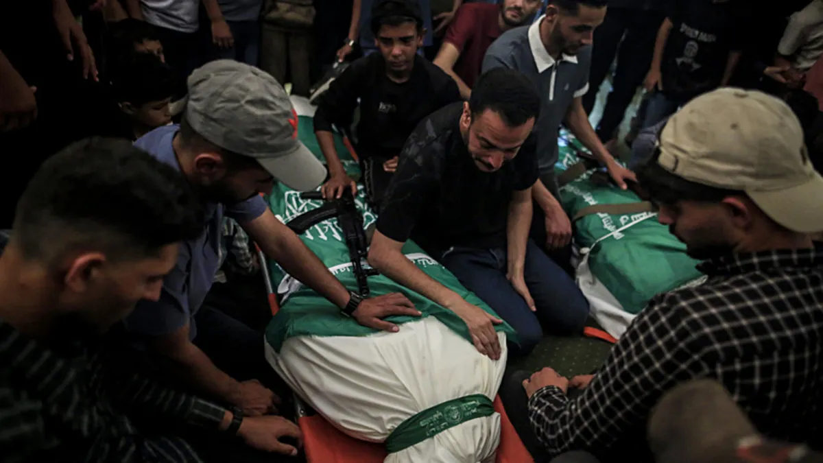 Katil İsrail, Gazze’ye hava saldırısı düzenledi: En az 4 kişi hayatını kaybetti, 15 kişi yaralandı Katil İsrail, Gazze’ye hava saldırısı düzenledi: En az 4 kişi hayatını kaybetti, 15 kişi yaralandı