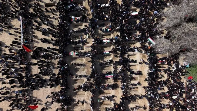 170 çocuk hayatını kaybetmişti... İran'daki ilkokul saldırısıyla ilgili kan donduran iddia!