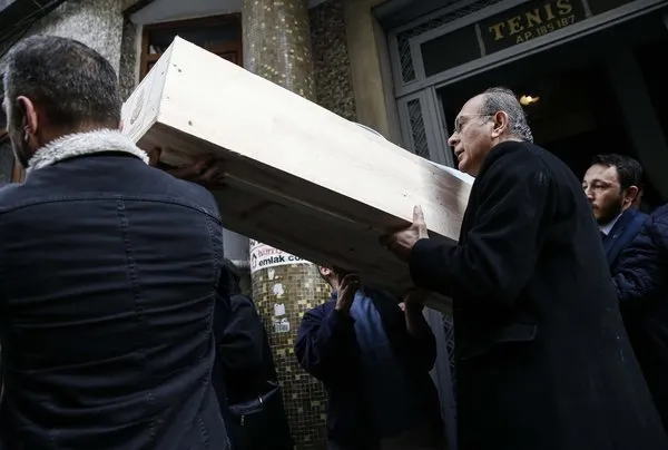 Son dakika: Münir Özkul'un cenazesi çıkarıldı