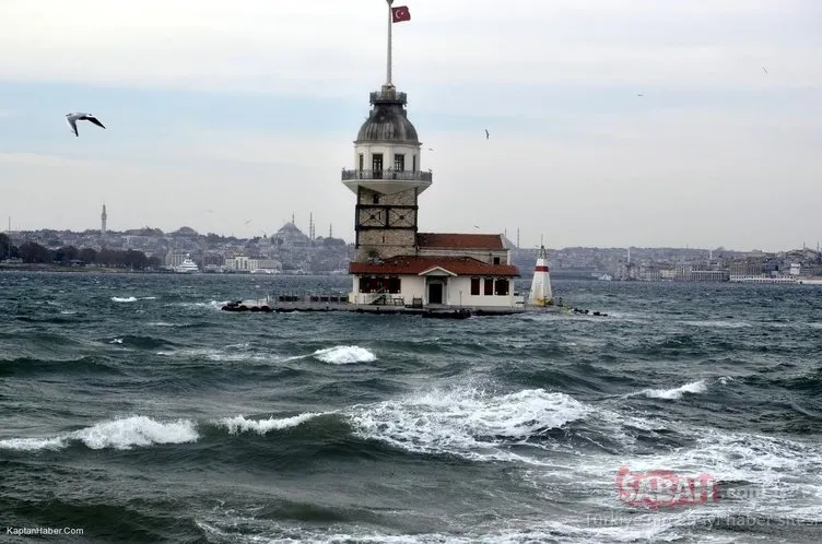 Meteoroloji ve AKOM’dan İstanbul için peş peşe uyarılar! Bu saatlere dikkat: Sağanak yağmur geliyor
