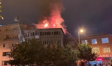 İstanbul - Beyoğlu’nda tekstil atölyesinin çatısı alev alev yandı #istanbul
