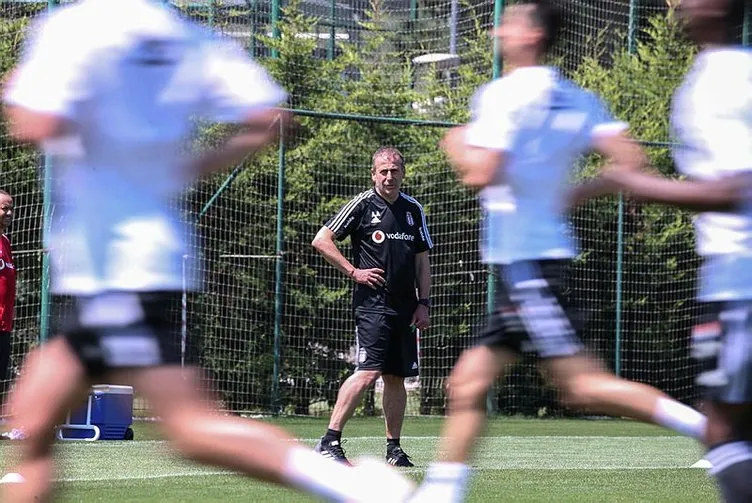 Abdullah Avcı'nın sıkıntısı Beşiktaş'ın solunda