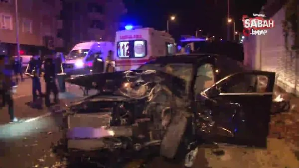 Ankara’da 2 araç kafa kafaya çarpıştı: 1’i ağır 5 yaralı | Video