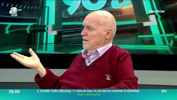 Hıncal Uluç'tan Galatasaray'a sert eleştiri  