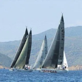 Göcek koyunda kıyasıya rekabet