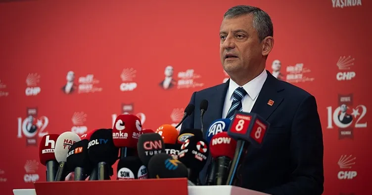 Koltuğu kaybetme korkusuyla saldırıyor