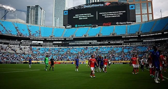 Benfica - Chelsea maçı olumsuz hava koşullarından dolayı tatil edildi