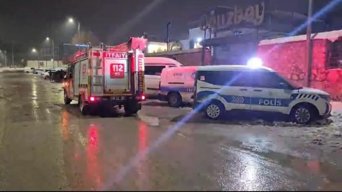 Malatya’da nişan töreninde 113 kişi zehirlendi Malatya’da nişan töreninde 113 kişi zehirlendi