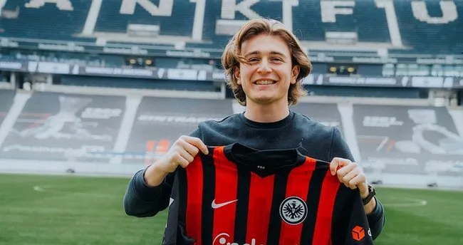 Eintracht Frankfurt, Ali Akman transferini açıkladı!
